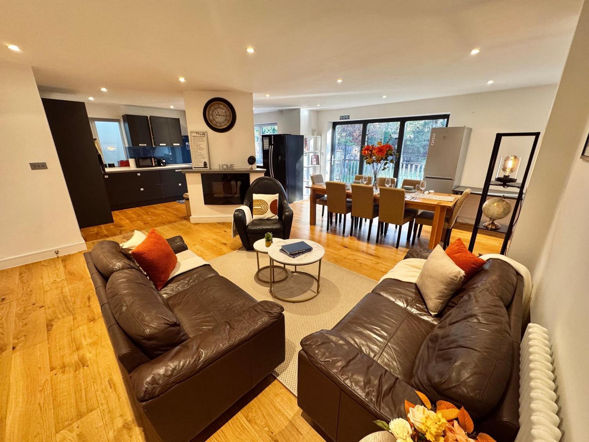 En-Suites With Free Parking 30Min To Central London Kültér fotó